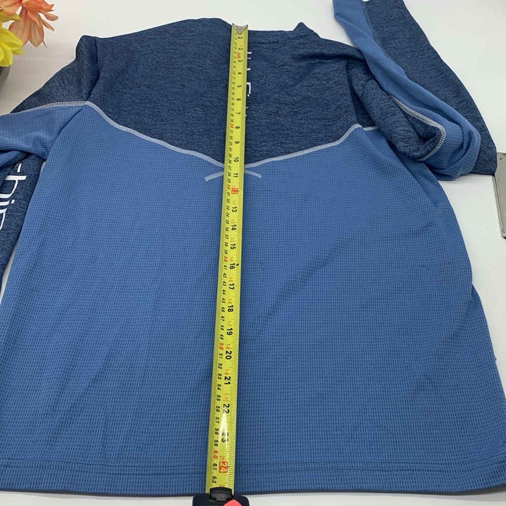 HUK Performance Fishing Blue Long Sleeve Shirt - Picture 10 of 11